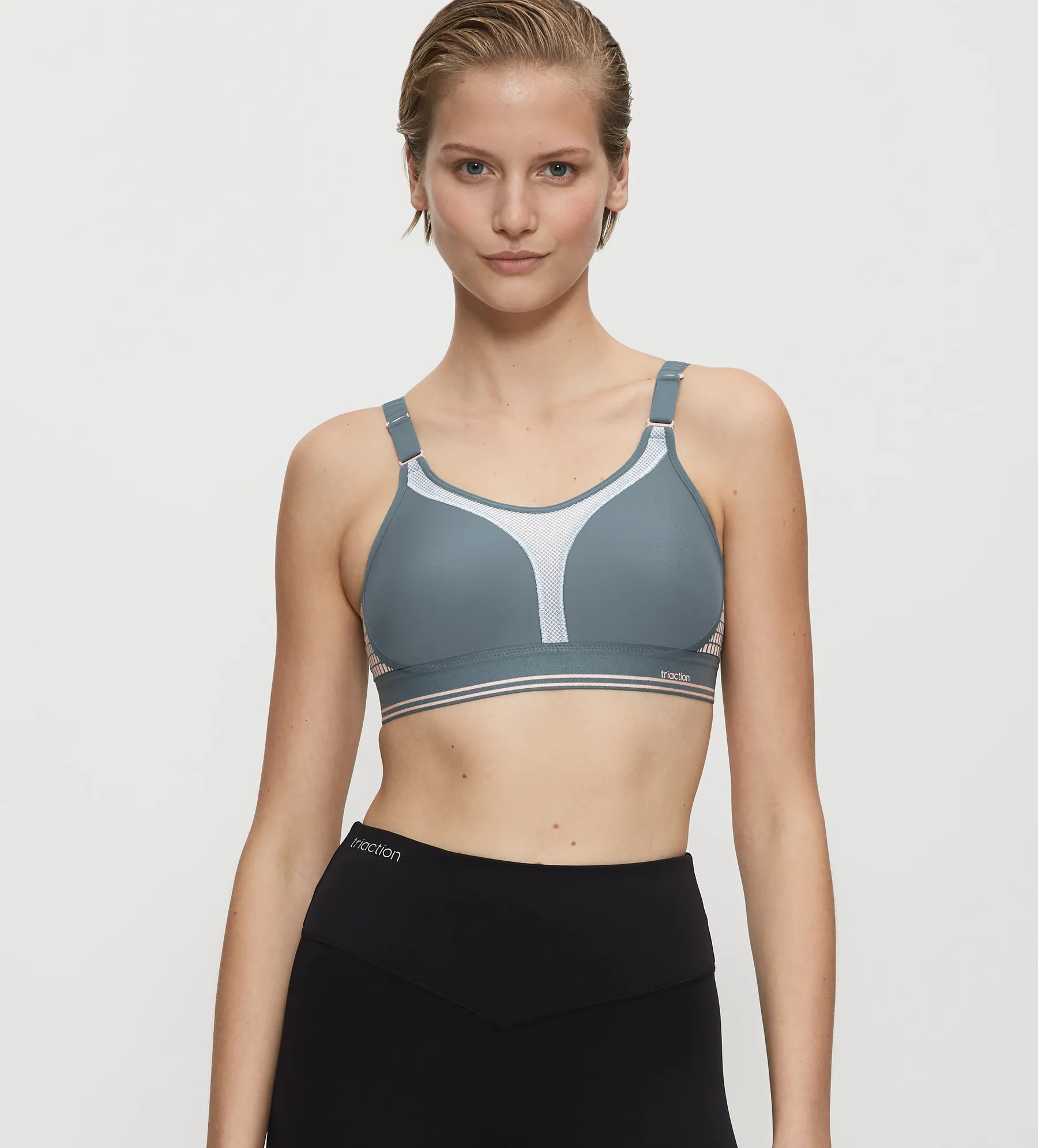 Triumph Triaction Extreme Lite Sports Bra