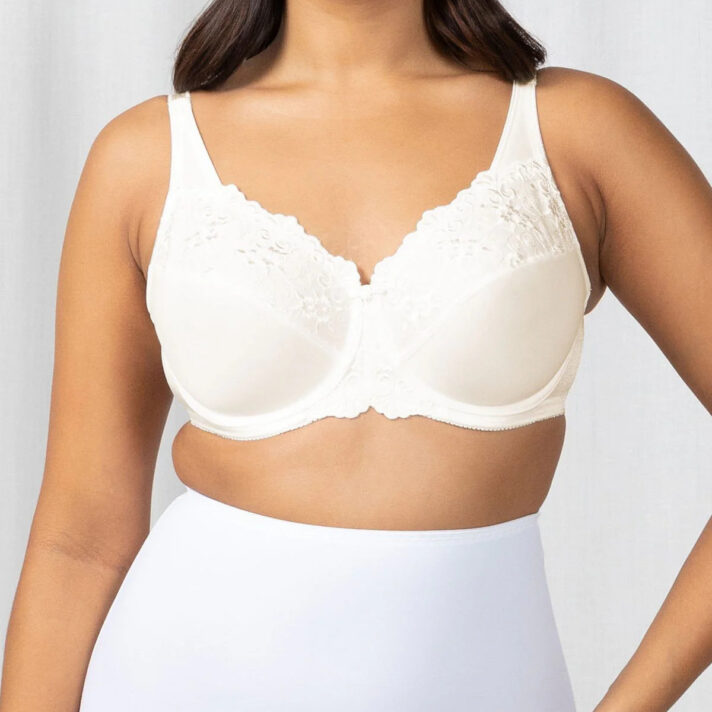 Triumph Embroidered Minimizer Bra