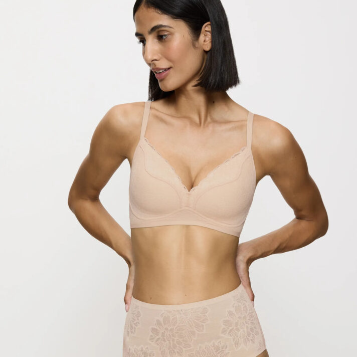 Triumph Fit Smart Bra Outrunning